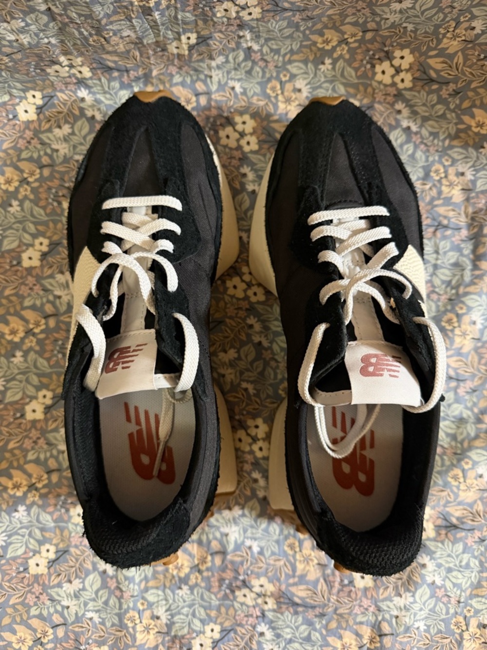 New Balance Women's 327 Running Sneakers - Picture 3 of 5
